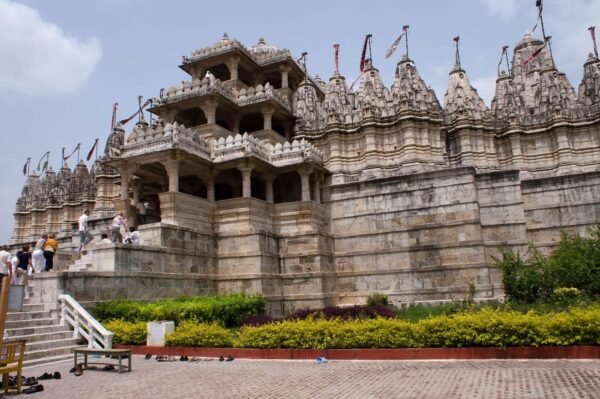 Dilwara Temples, Mount Abu